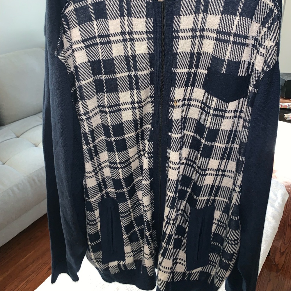 Sweater - Picture 3 of 6
